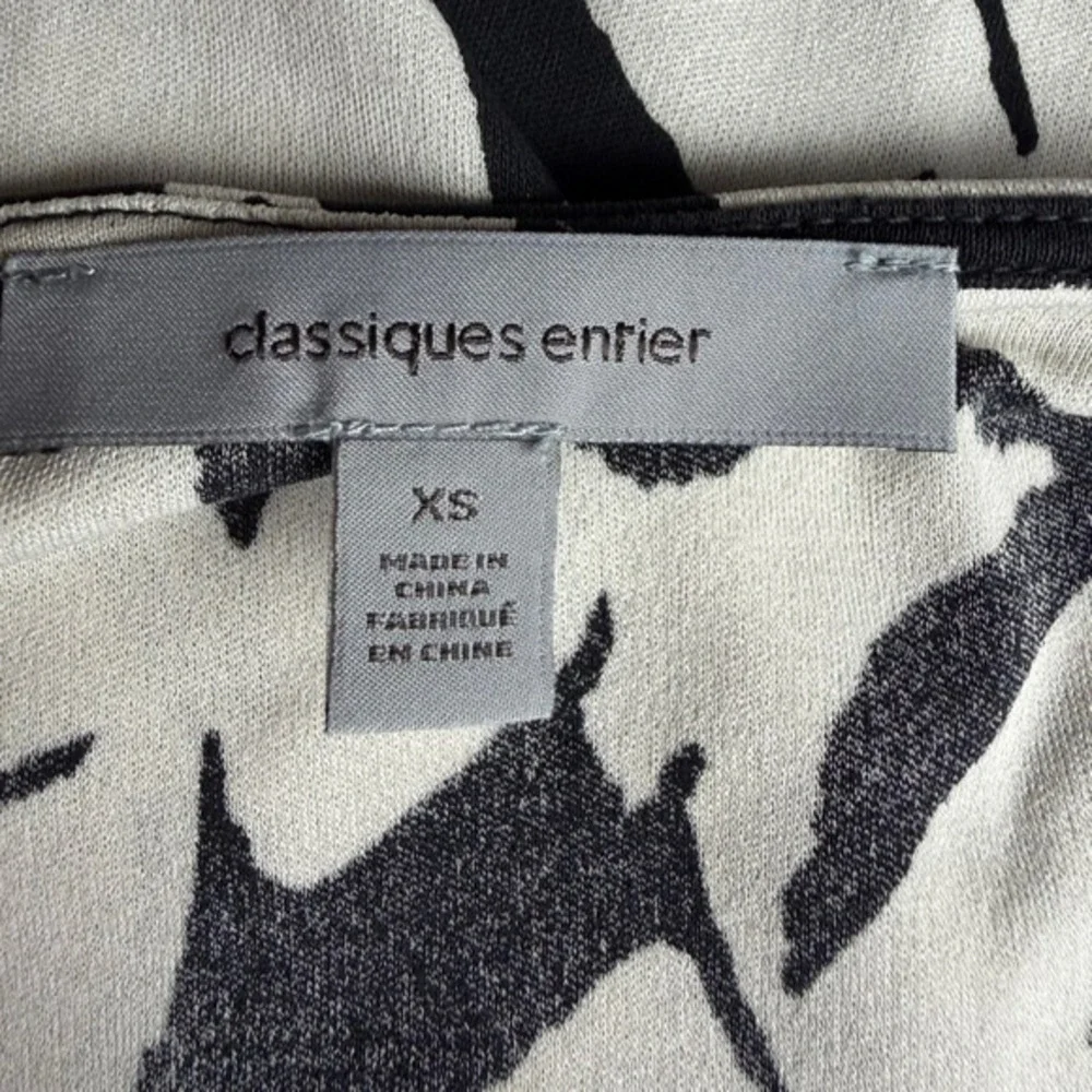 Classiques Entier‎ Womens XS Silk Blend Cowl Neck Abstract Tank Top Black White - Picture 6 of 8